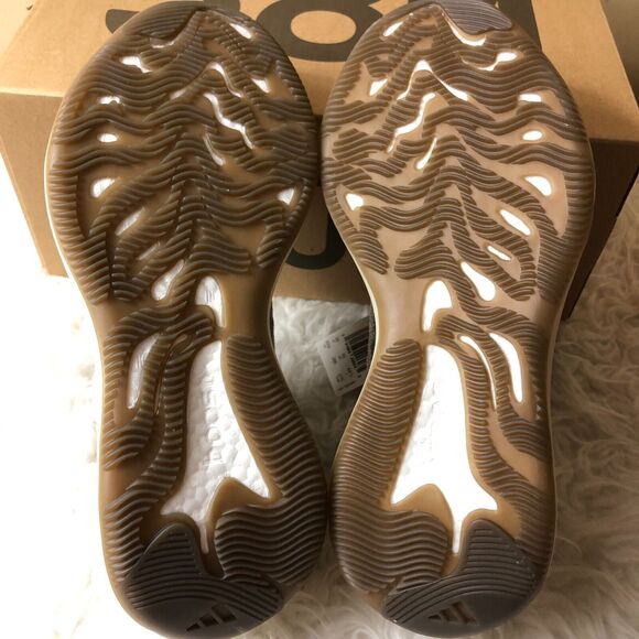 adidas Yeezy Boost 380 Mist Reflective FX9846 Size 4 - 14 - Picture 5 of 9